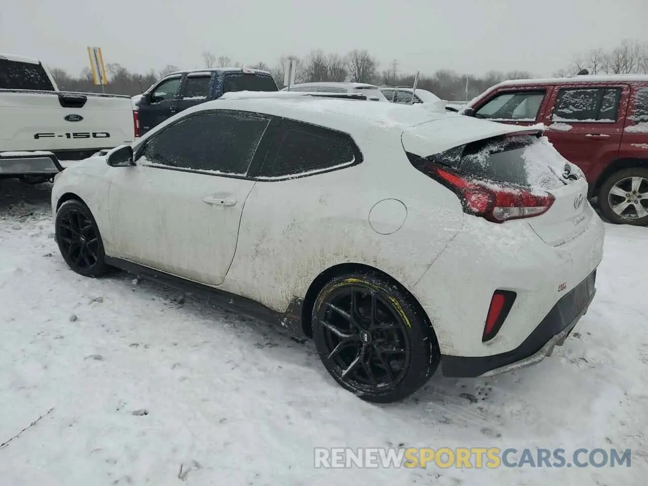 2 fotografías del automóvil dañado KMHTH6AB0KU012410 HYUNDAI VELOSTER 2019