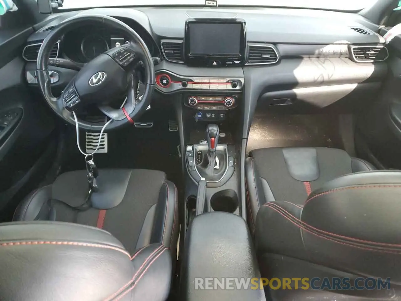 8 fotografías del automóvil dañado KMHTH6AB0KU012410 HYUNDAI VELOSTER 2019