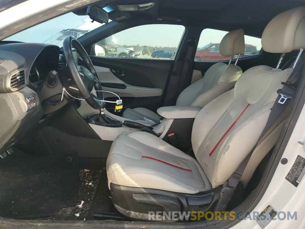 7 fotografías del automóvil dañado KMHTH6AB4KU009686 HYUNDAI VELOSTER 2019
