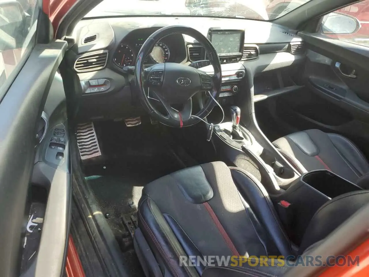 8 fotografías del automóvil dañado KMHTH6AB7KU012324 HYUNDAI VELOSTER 2019