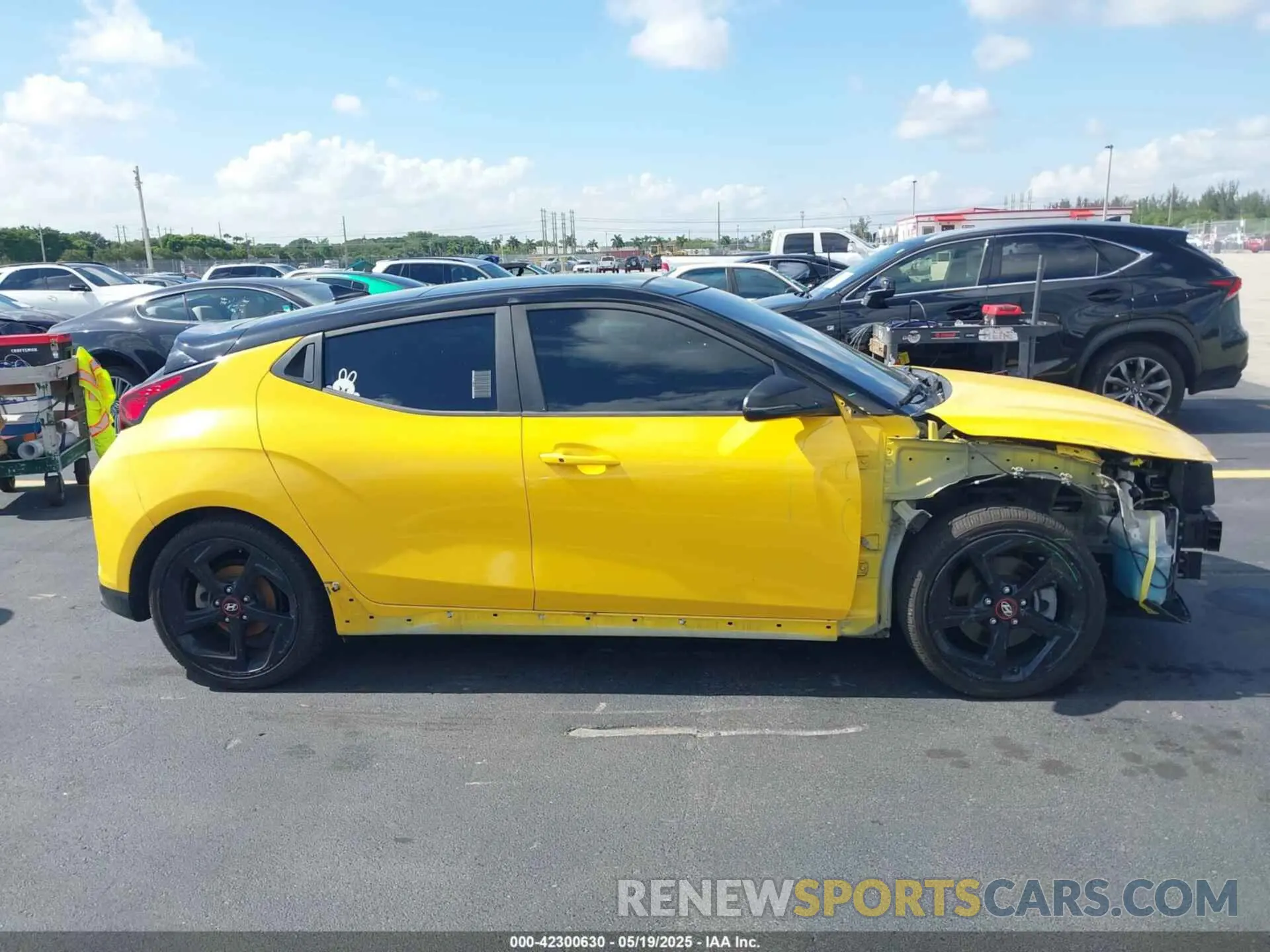 14 fotografías del automóvil dañado KMHTH6AB8KU005978 HYUNDAI VELOSTER 2019