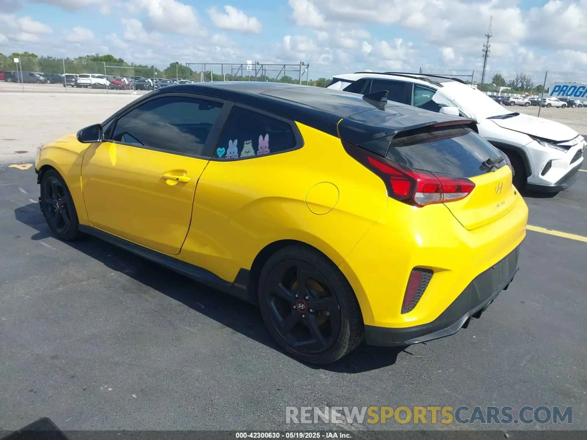 3 fotografías del automóvil dañado KMHTH6AB8KU005978 HYUNDAI VELOSTER 2019