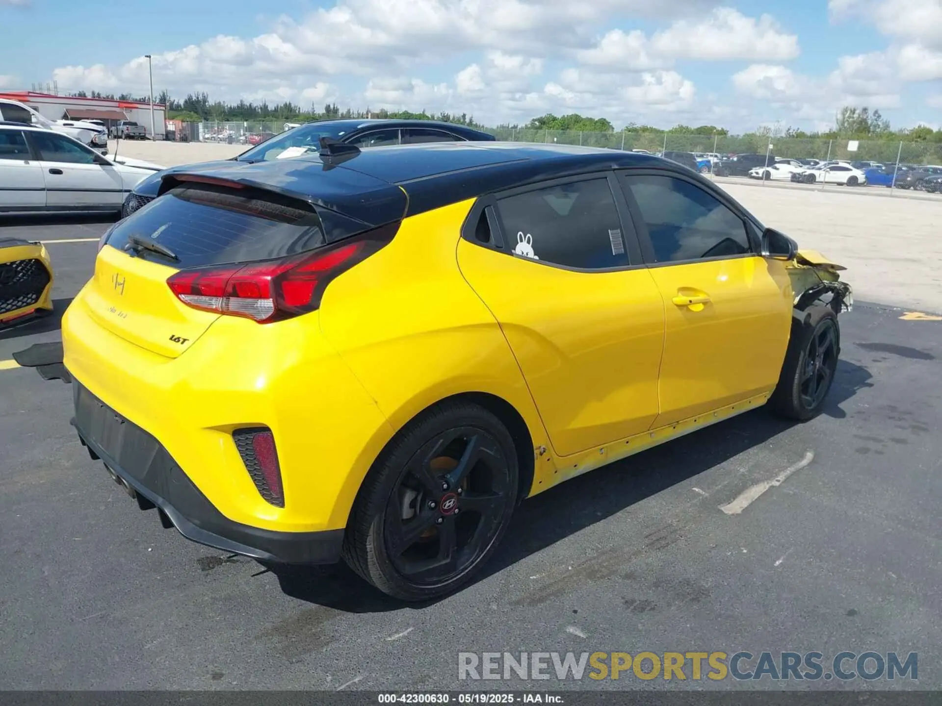 4 fotografías del automóvil dañado KMHTH6AB8KU005978 HYUNDAI VELOSTER 2019