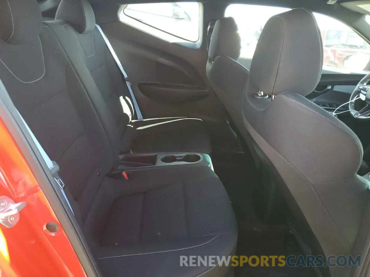 10 fotografías del automóvil dañado KMHT36AH8LU006018 HYUNDAI VELOSTER 2020