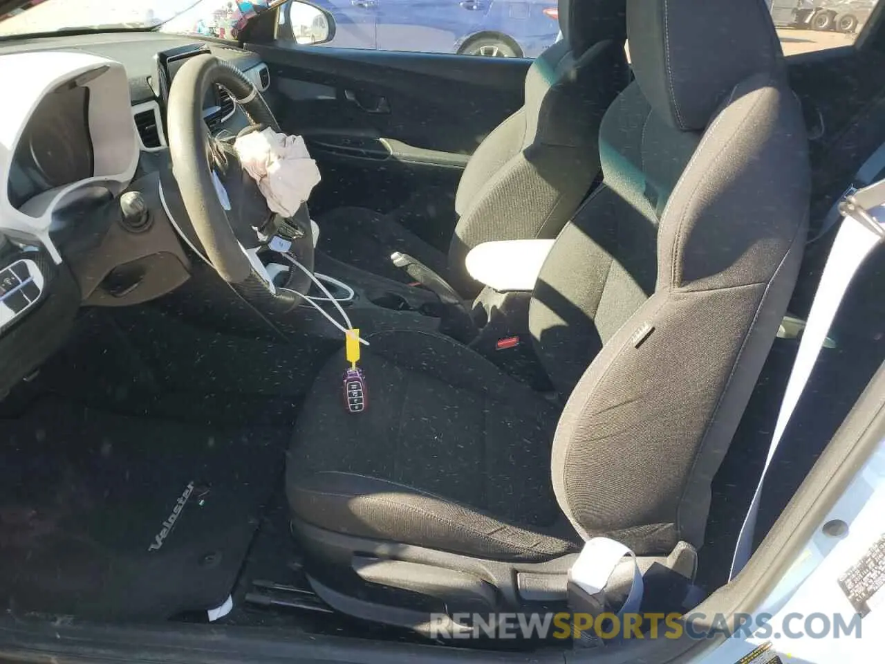 7 fotografías del automóvil dañado KMHT36AH8LU008240 HYUNDAI VELOSTER 2020