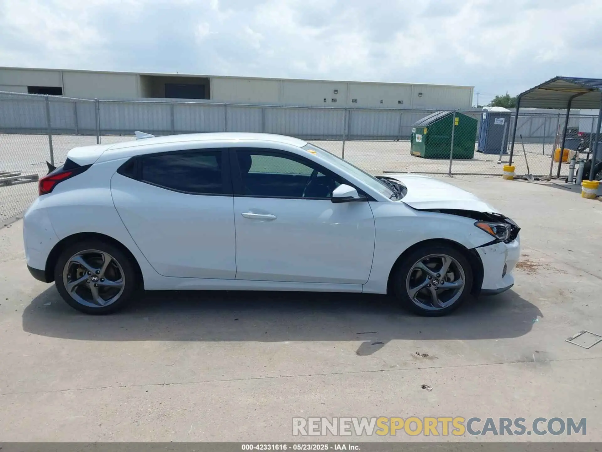 13 fotografías del automóvil dañado KMHTG6AF0LU029621 HYUNDAI VELOSTER 2020
