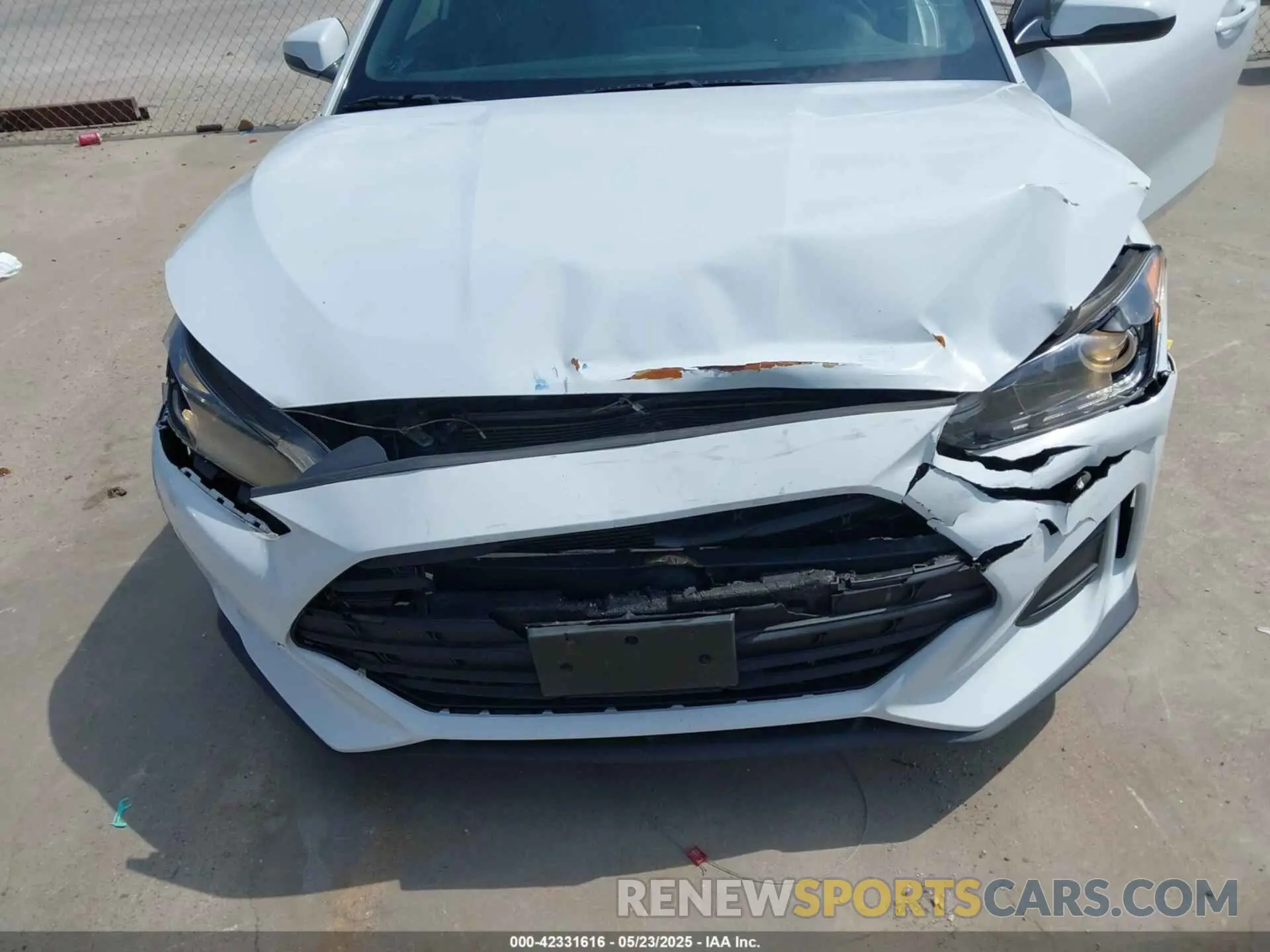 6 fotografías del automóvil dañado KMHTG6AF0LU029621 HYUNDAI VELOSTER 2020