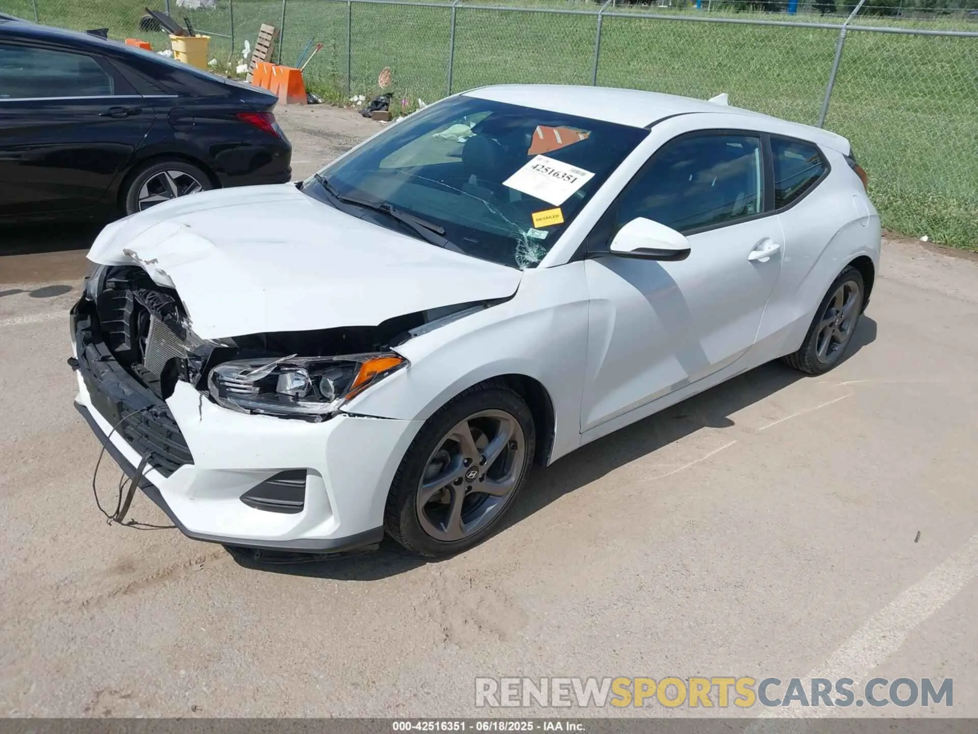 2 fotografías del automóvil dañado KMHTG6AF5LU020784 HYUNDAI VELOSTER 2020