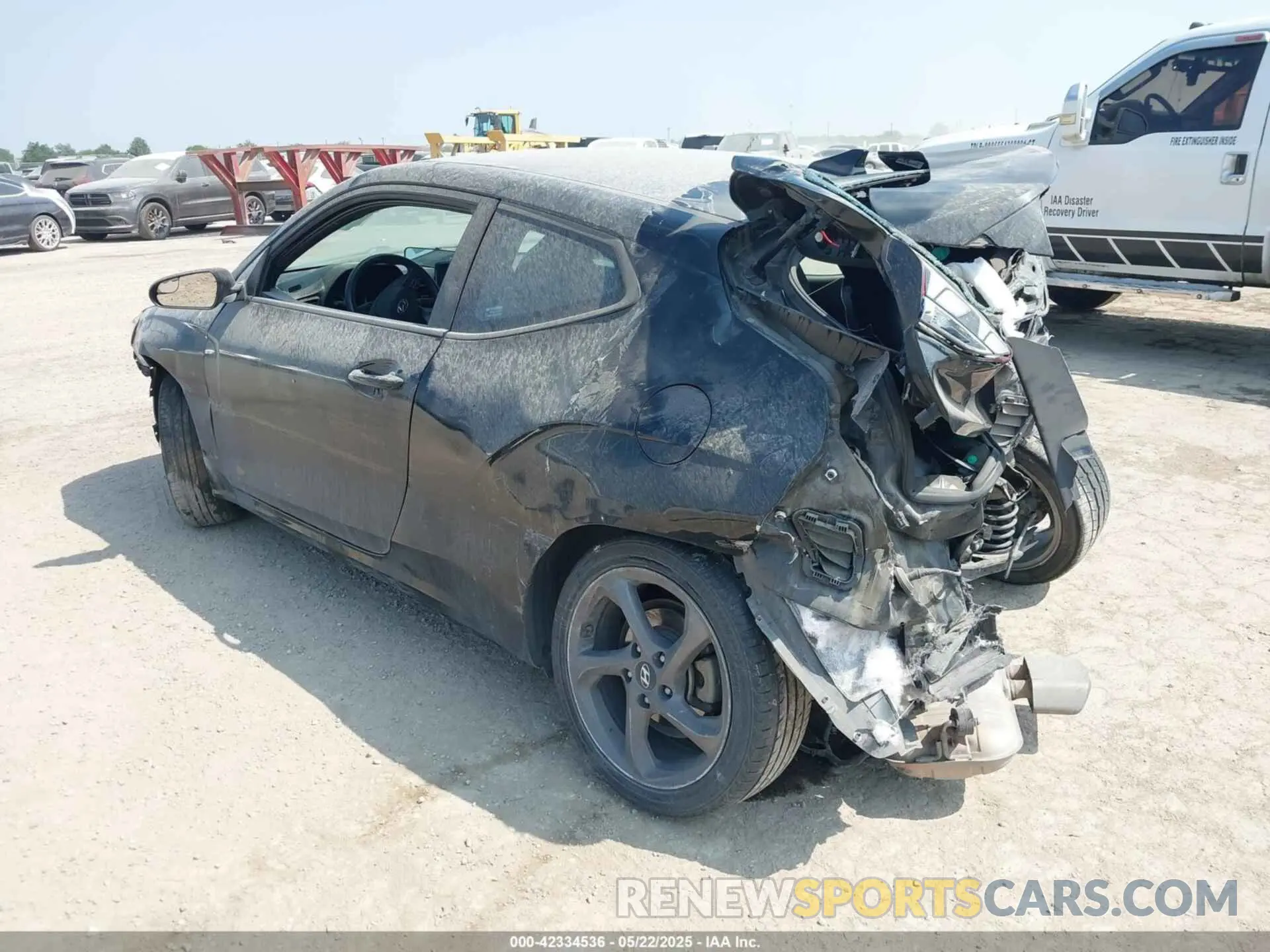 3 fotografías del automóvil dañado KMHTG6AF6LU023144 HYUNDAI VELOSTER 2020