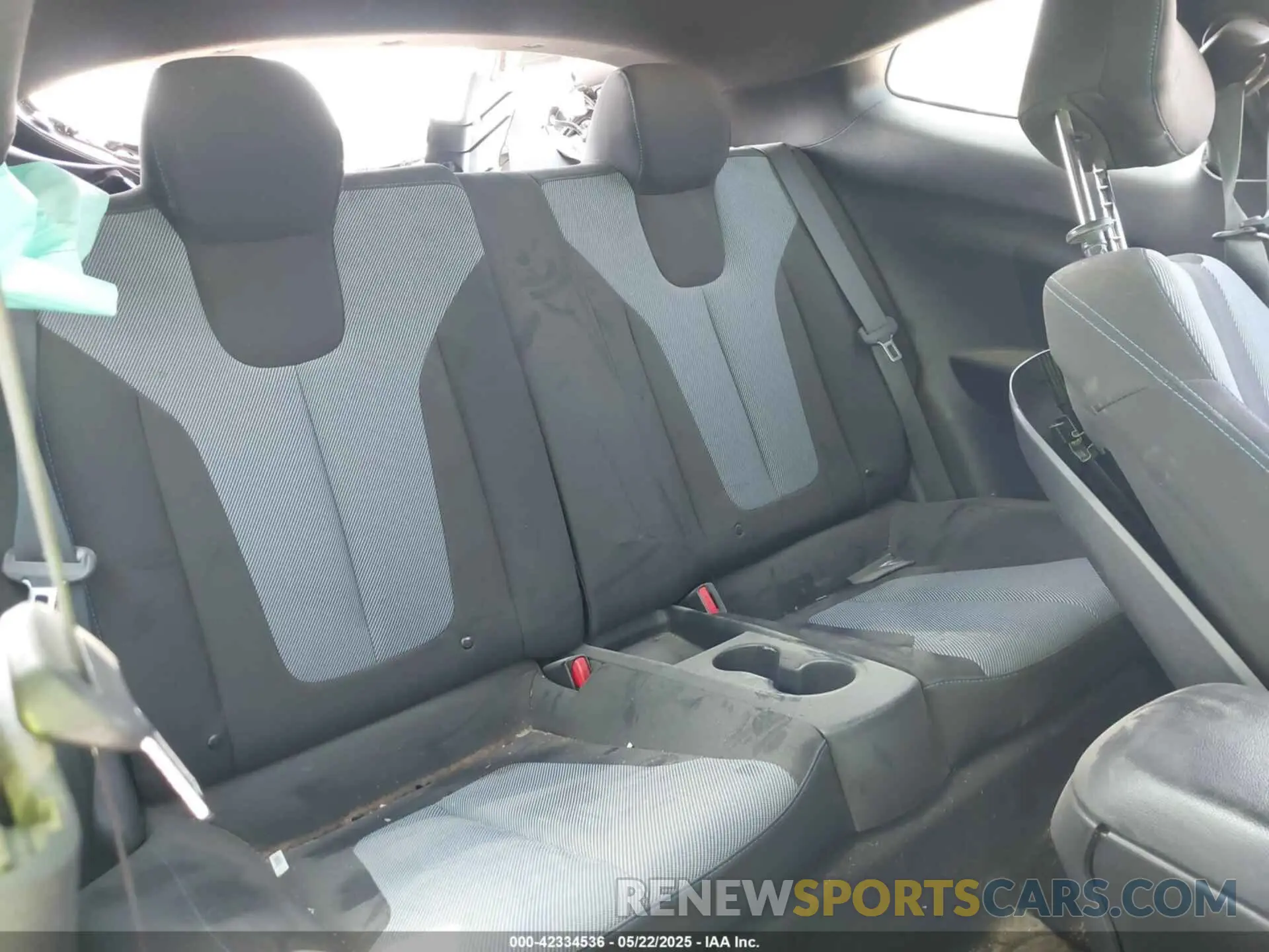 8 fotografías del automóvil dañado KMHTG6AF6LU023144 HYUNDAI VELOSTER 2020