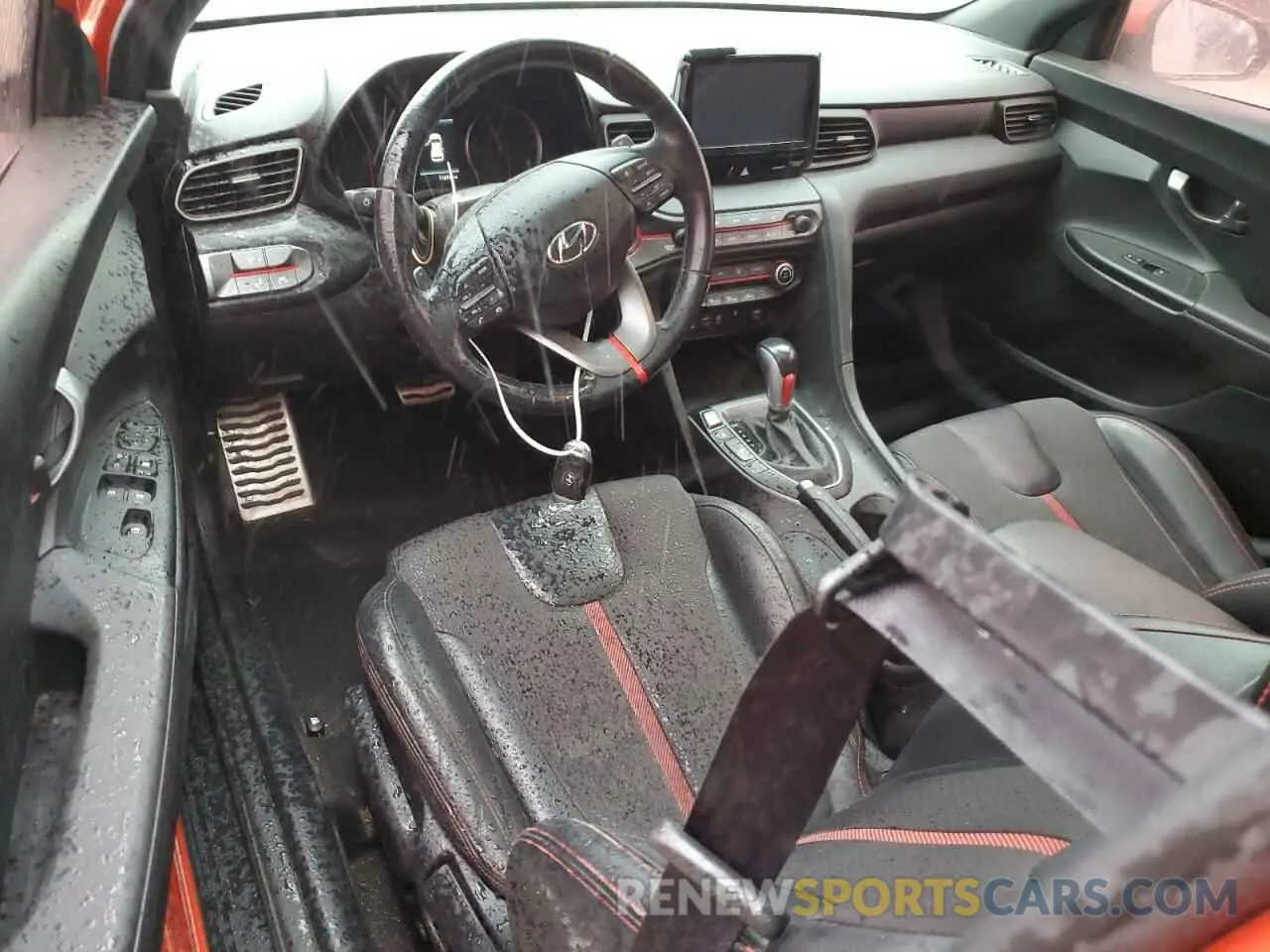 8 fotografías del automóvil dañado KMHTH6AB5LU021444 HYUNDAI VELOSTER 2020