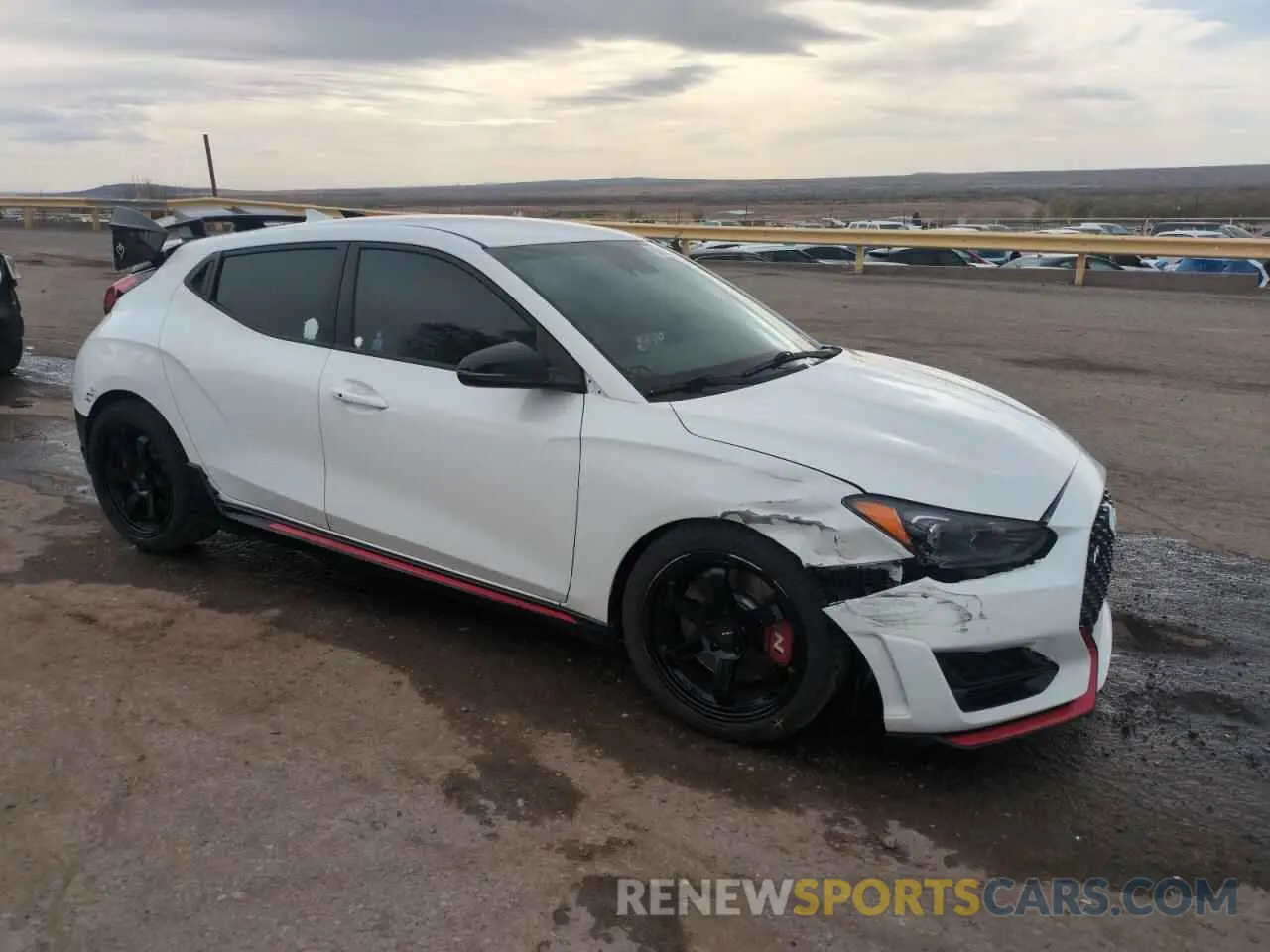 4 fotografías del automóvil dañado KMHT36AH9MU010242 HYUNDAI VELOSTER 2021