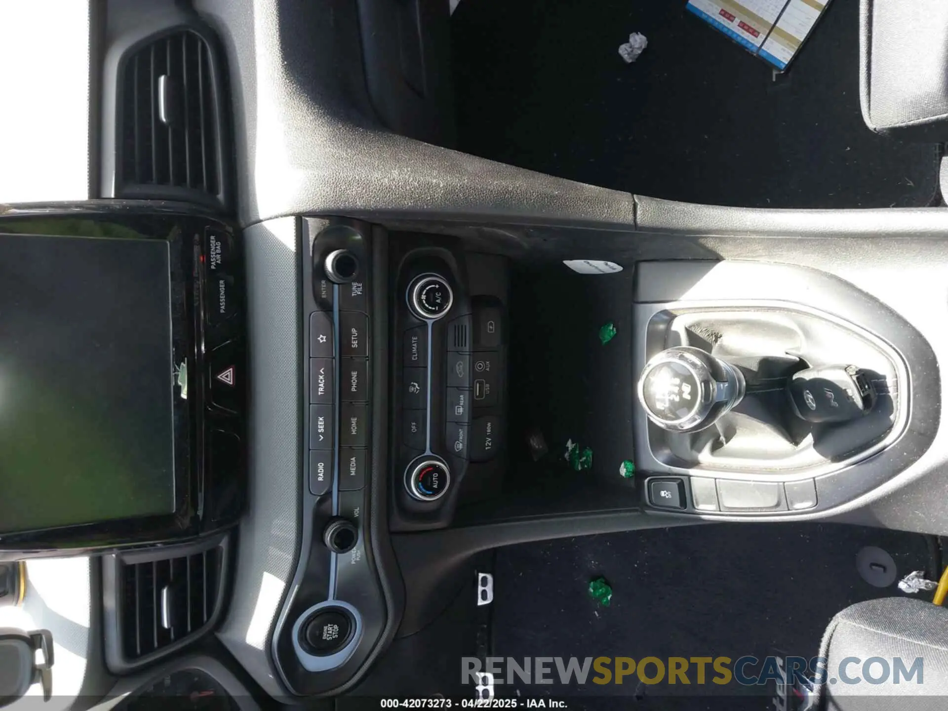11 fotografías del automóvil dañado KMHT36AH1LU005437 HYUNDAI VELOSTER N 2020