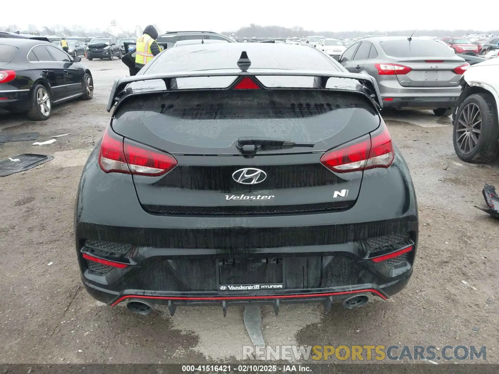 16 fotografías del automóvil dañado KMHT36AH5LU007983 HYUNDAI VELOSTER N 2020