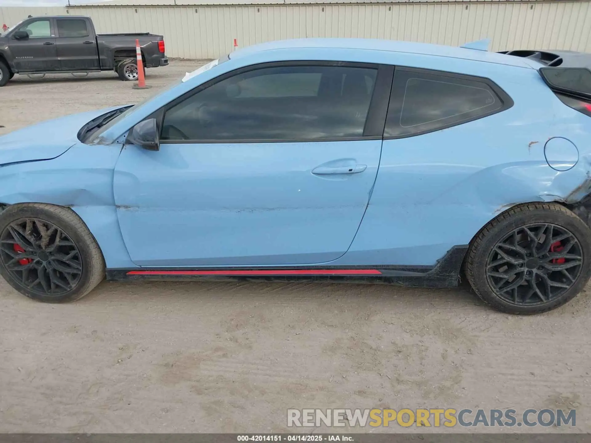 14 fotografías del automóvil dañado KMHT36AH6LU004705 HYUNDAI VELOSTER N 2020