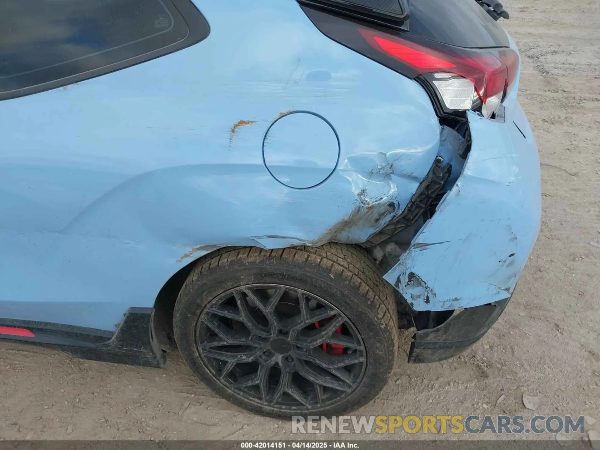 6 fotografías del automóvil dañado KMHT36AH6LU004705 HYUNDAI VELOSTER N 2020