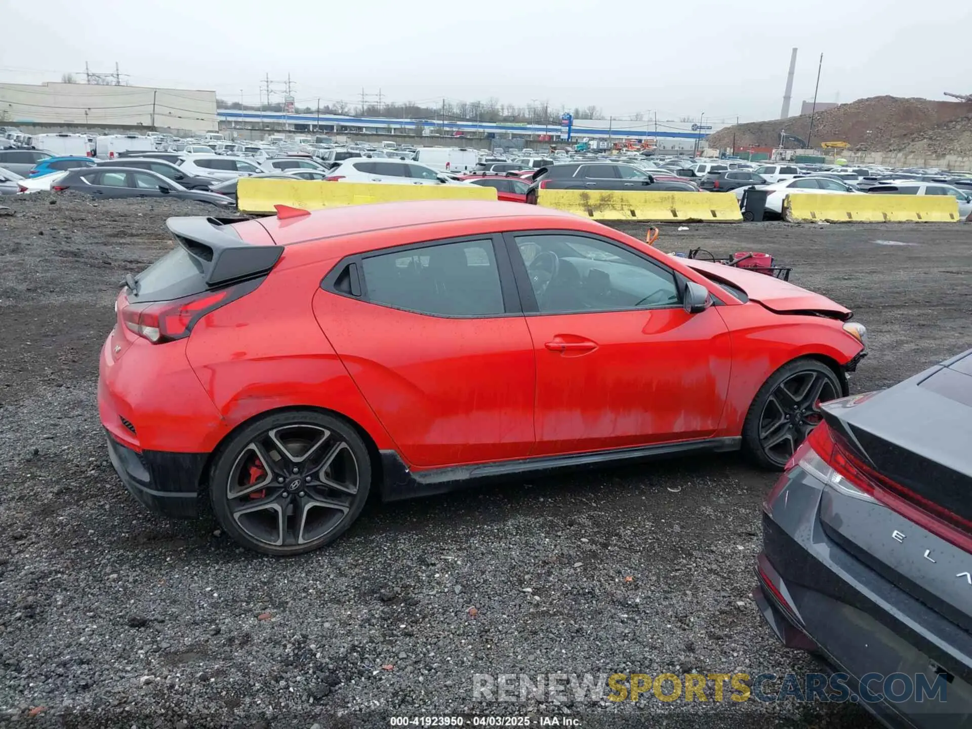13 fotografías del automóvil dañado KMHT36AH9LU004052 HYUNDAI VELOSTER N 2020