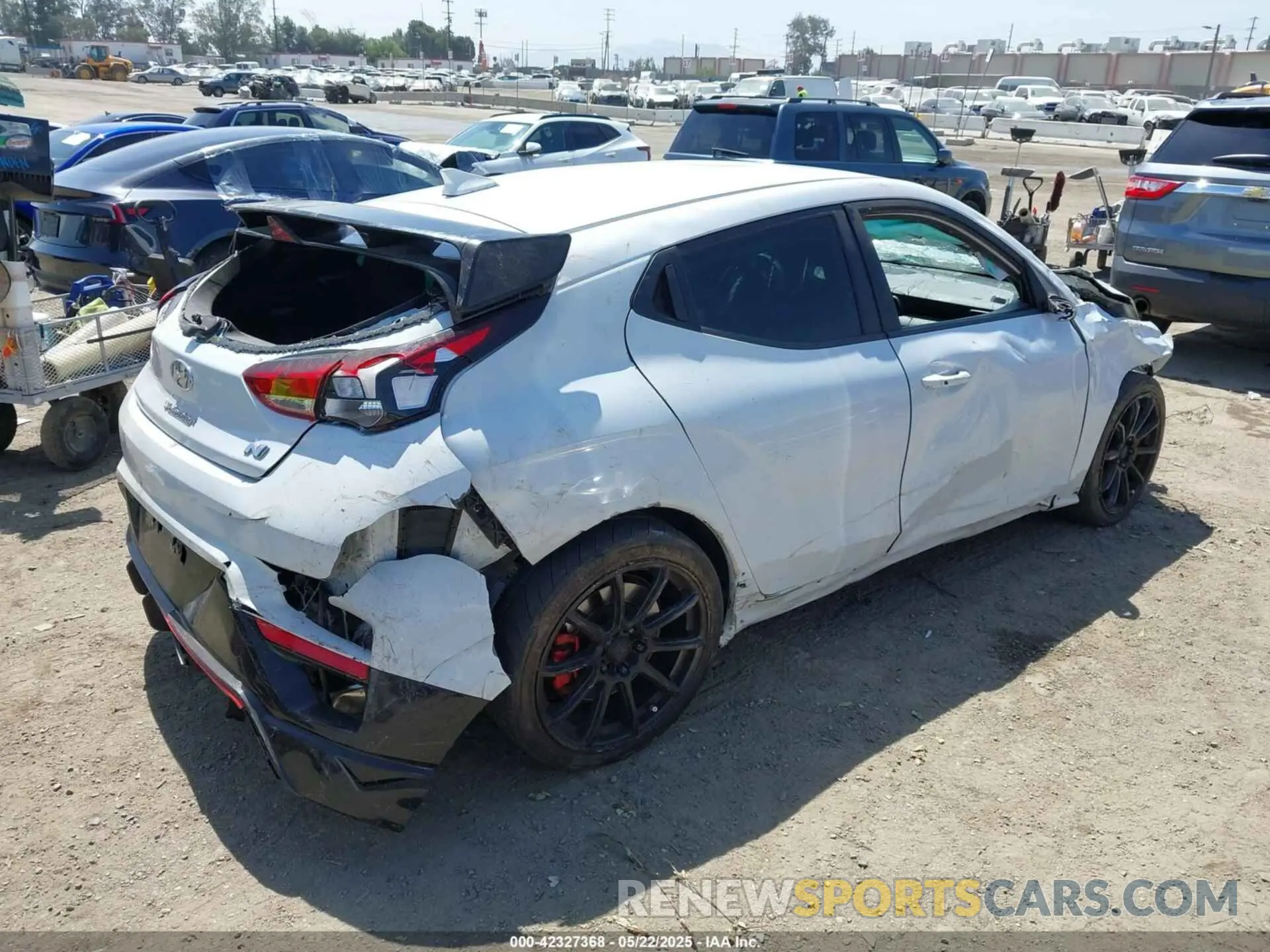 4 fotografías del automóvil dañado KMHT36AH9LU006142 HYUNDAI VELOSTER N 2020