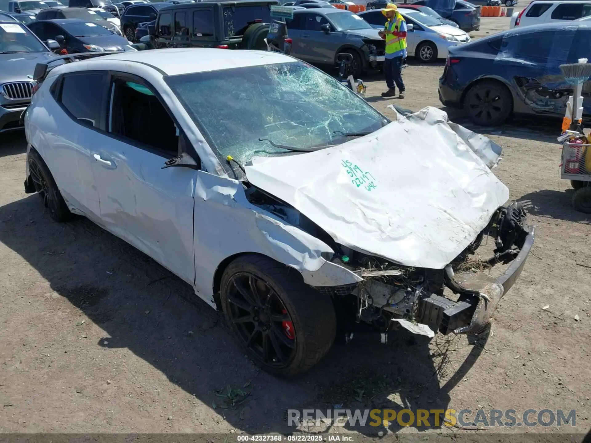 6 fotografías del automóvil dañado KMHT36AH9LU006142 HYUNDAI VELOSTER N 2020