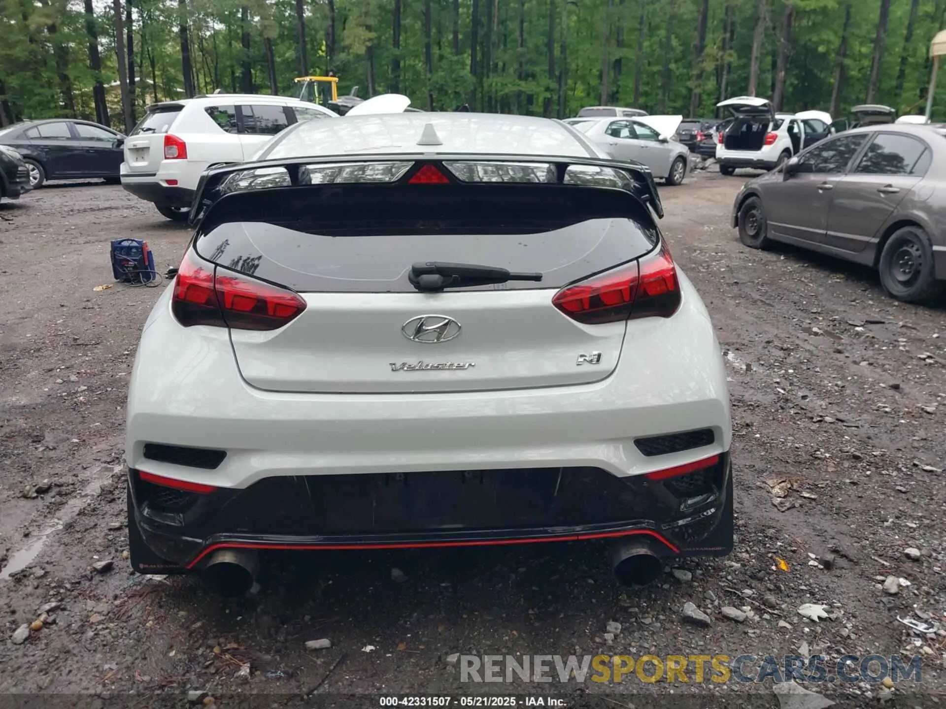 16 fotografías del automóvil dañado KMHT36AHXLU003718 HYUNDAI VELOSTER N 2020