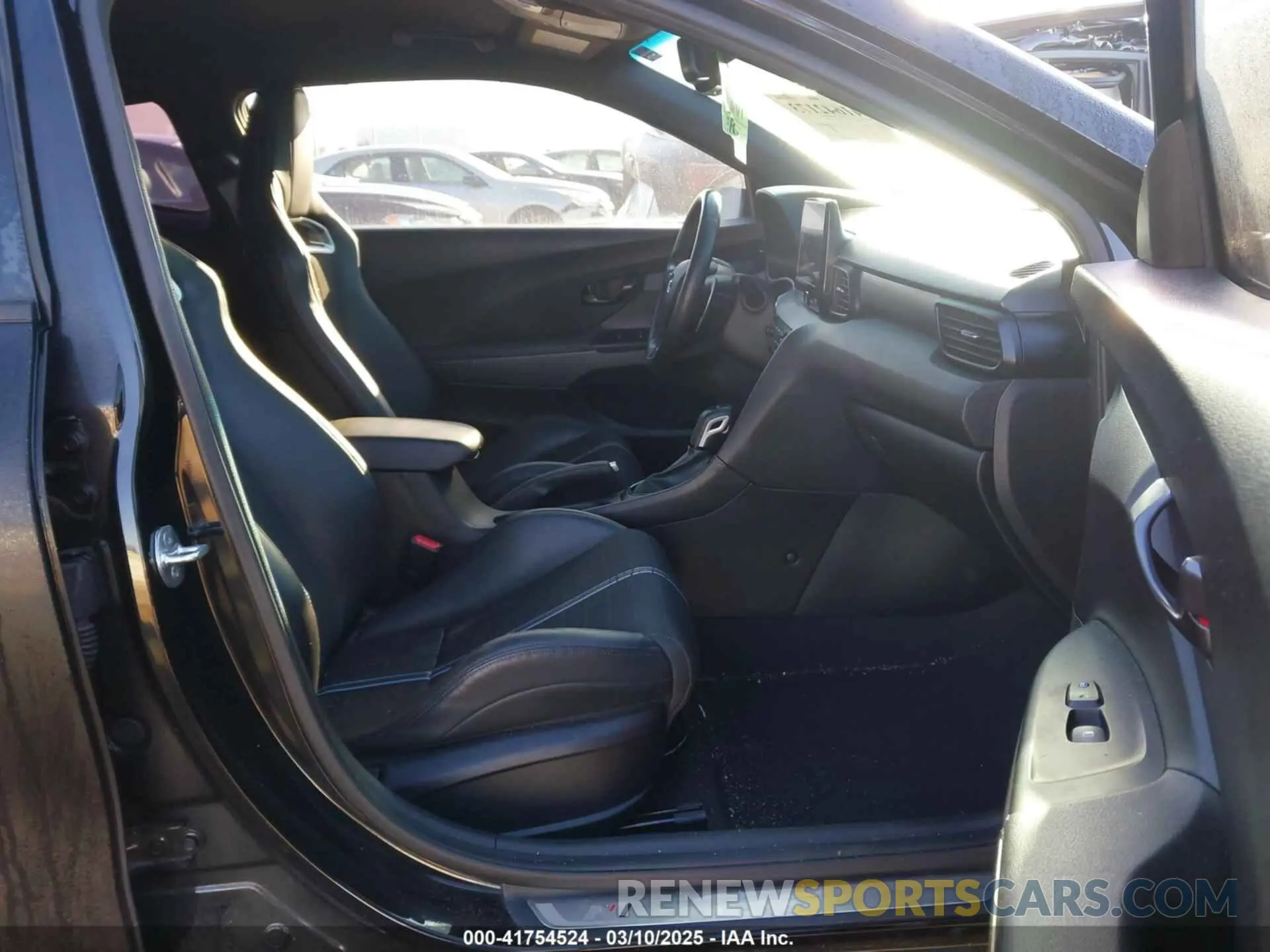 5 fotografías del automóvil dañado KMHT36AH3MU010222 HYUNDAI VELOSTER N 2021