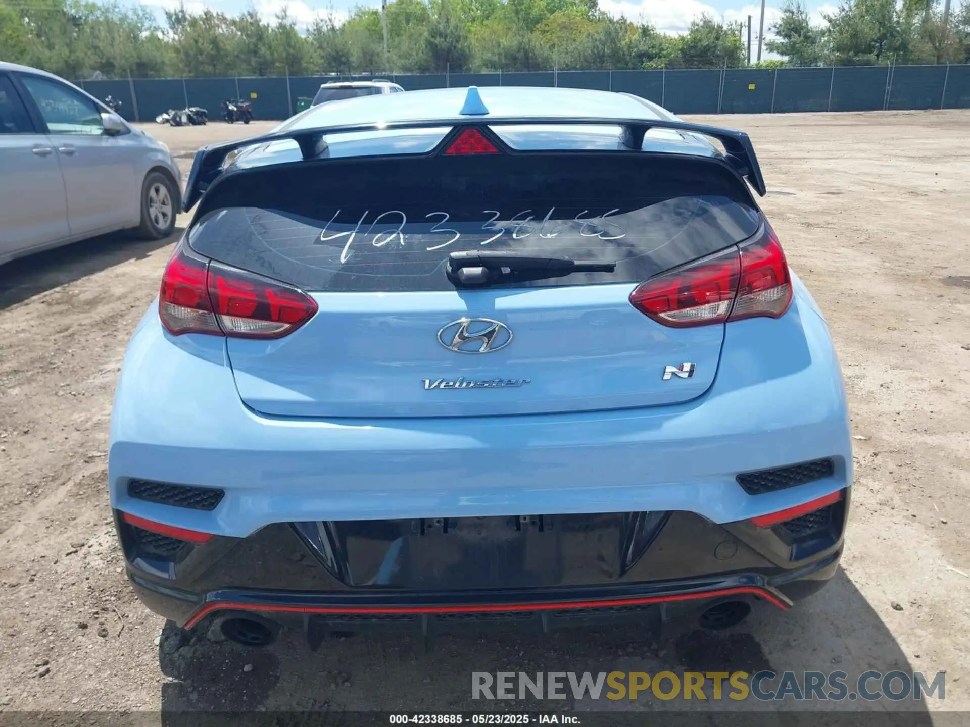 17 fotografías del automóvil dañado KMHT36AH6NU015285 HYUNDAI VELOSTER N 2022