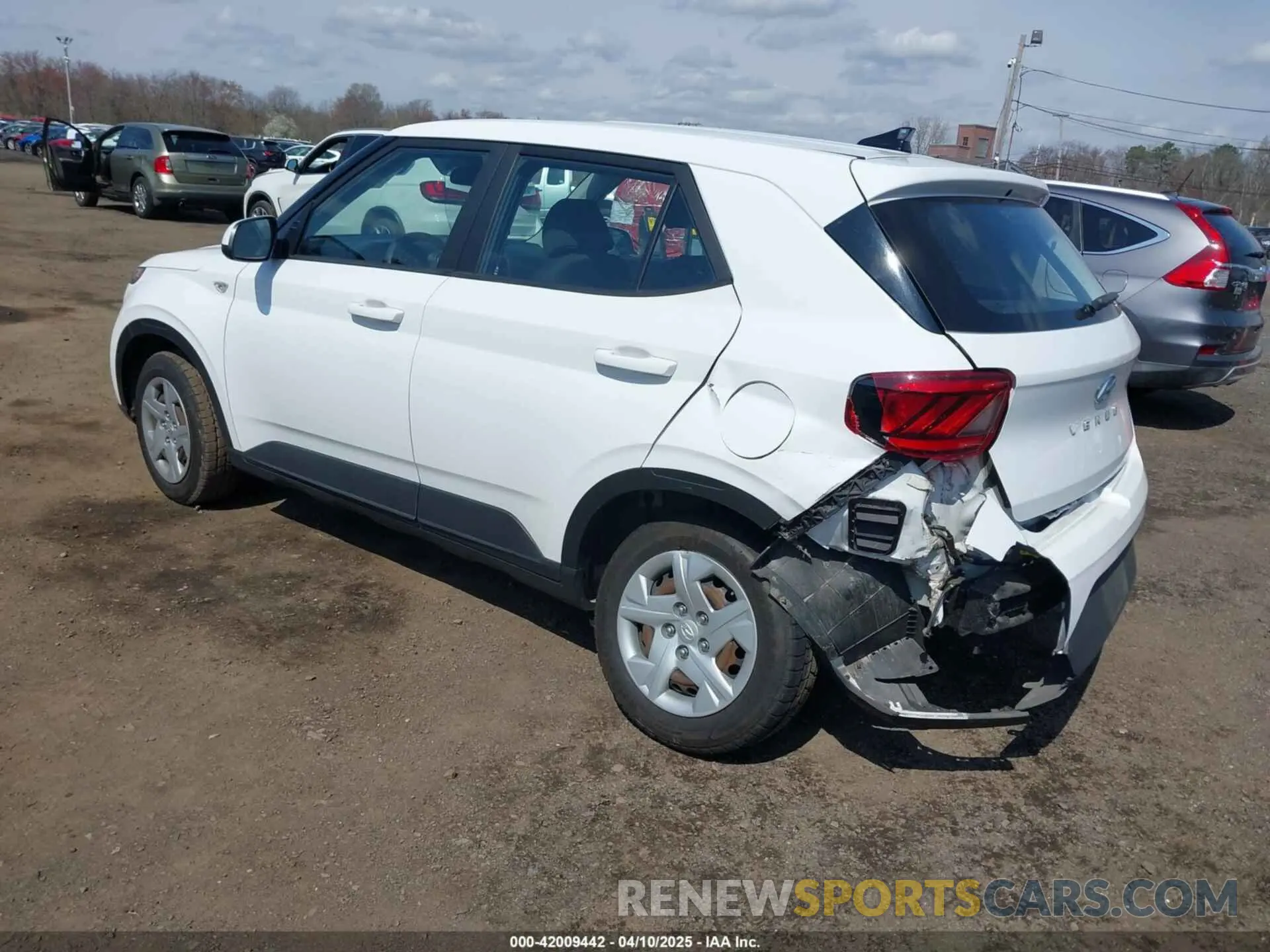 3 fotografías del automóvil dañado KMHRB8A33LU027520 HYUNDAI VENUE 2020