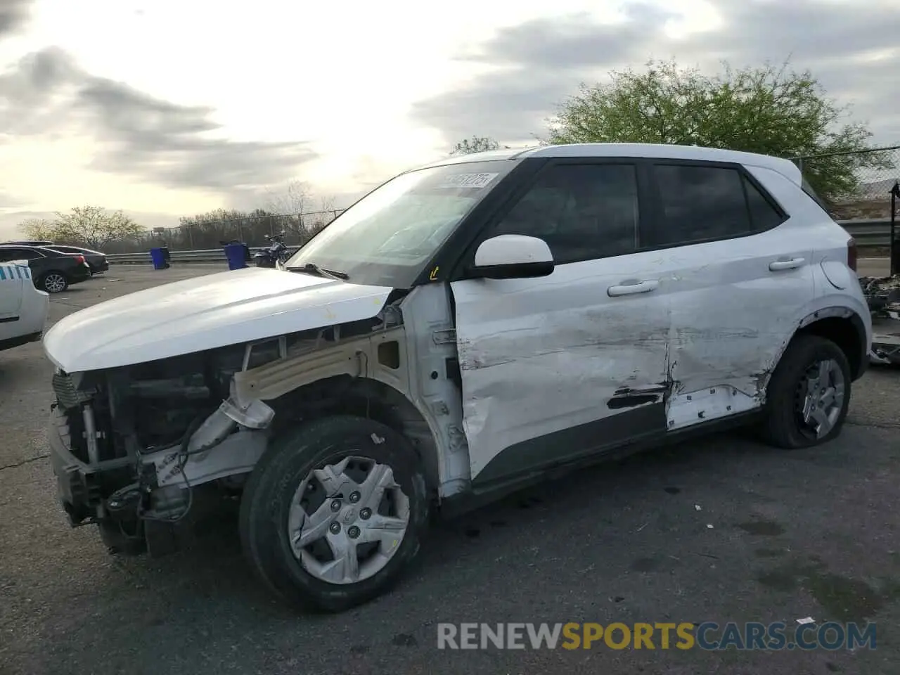1 fotografías del automóvil dañado KMHRB8A36LU028919 HYUNDAI VENUE 2020