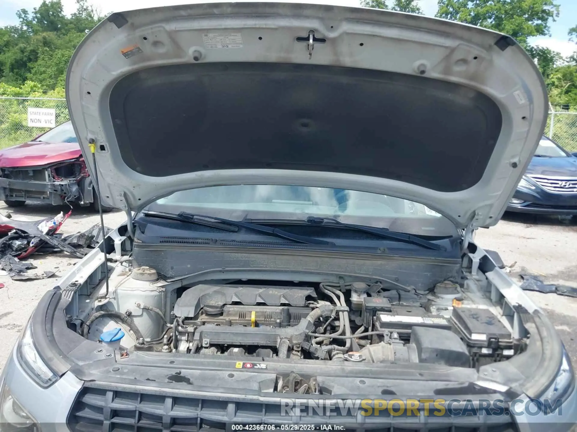 10 fotografías del automóvil dañado KMHRB8A36LU030024 HYUNDAI VENUE 2020