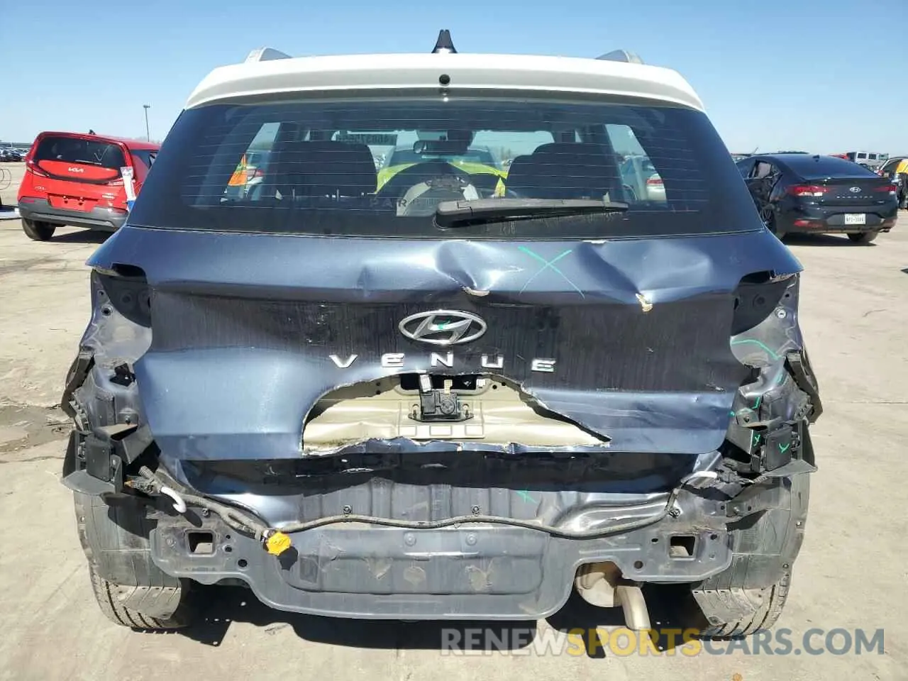 6 fotografías del automóvil dañado KMHRC8A31LU022183 HYUNDAI VENUE 2020