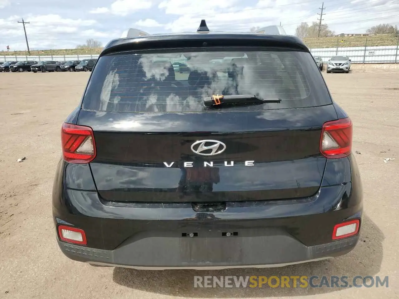 6 fotografías del automóvil dañado KMHRC8A32LU016182 HYUNDAI VENUE 2020