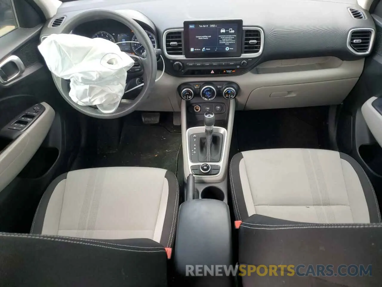 8 fotografías del automóvil dañado KMHRC8A32LU016182 HYUNDAI VENUE 2020