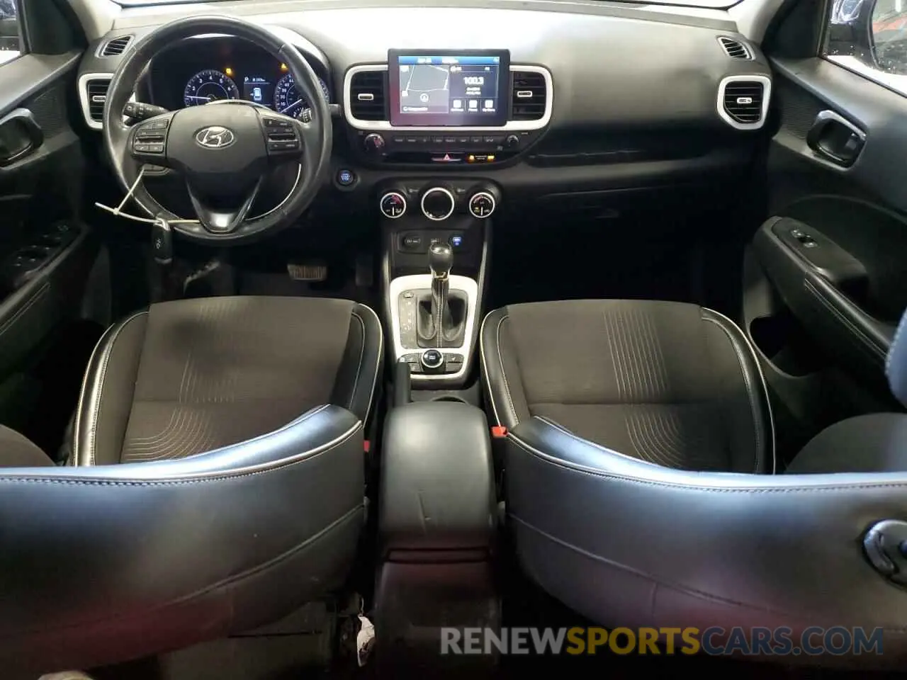 8 fotografías del automóvil dañado KMHRC8A33LU046212 HYUNDAI VENUE 2020