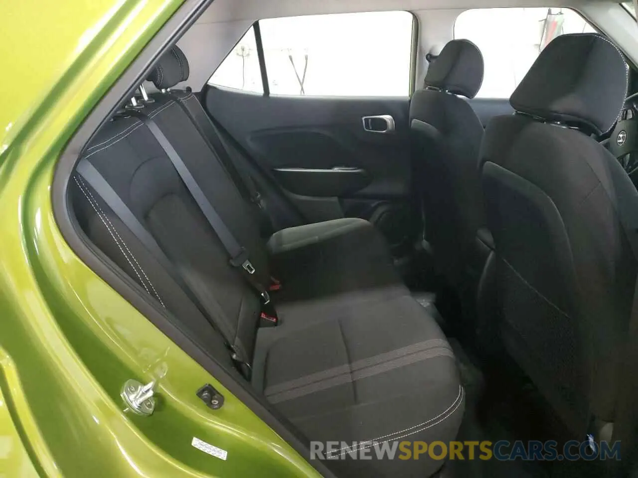 12 fotografías del automóvil dañado KMHRC8A34LU022520 HYUNDAI VENUE 2020