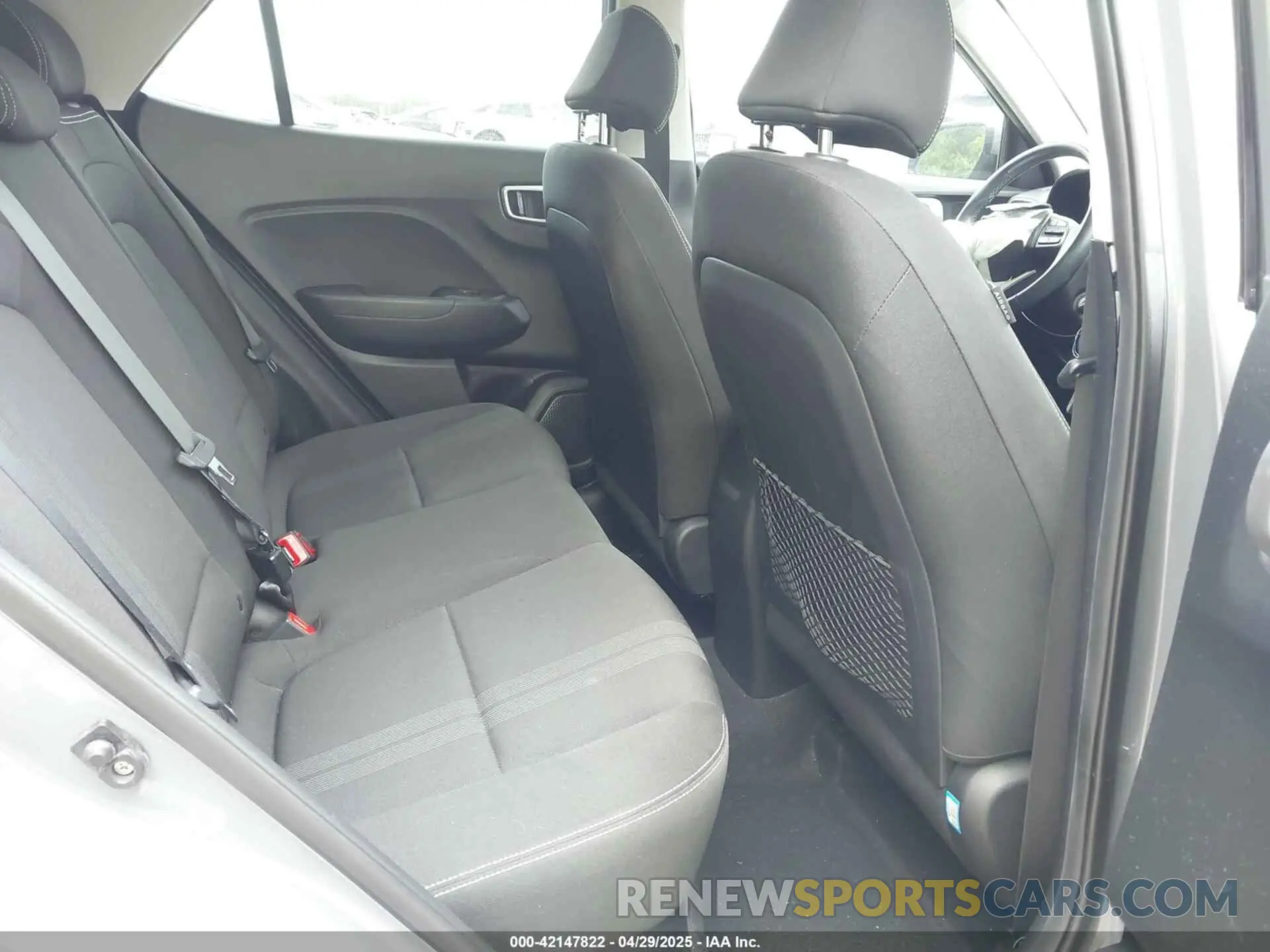 8 fotografías del automóvil dañado KMHRC8A36LU035740 HYUNDAI VENUE 2020