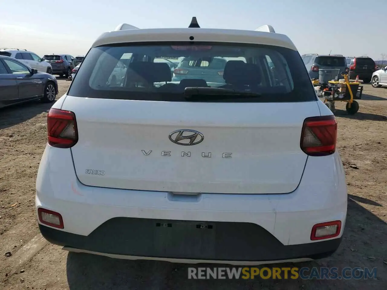 6 fotografías del automóvil dañado KMHRC8A3XLU035210 HYUNDAI VENUE 2020