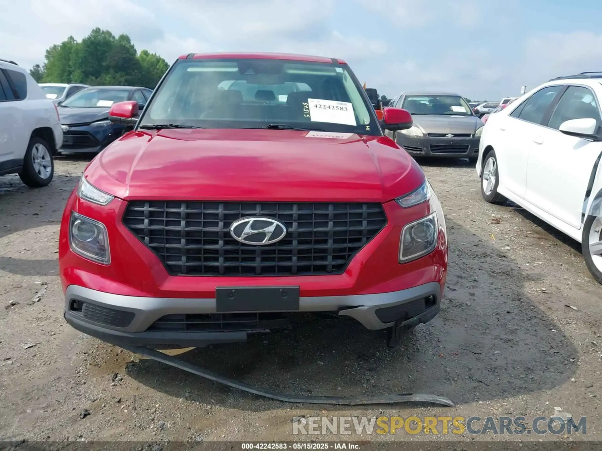12 fotografías del automóvil dañado KMHRB8A31MU065989 HYUNDAI VENUE 2021