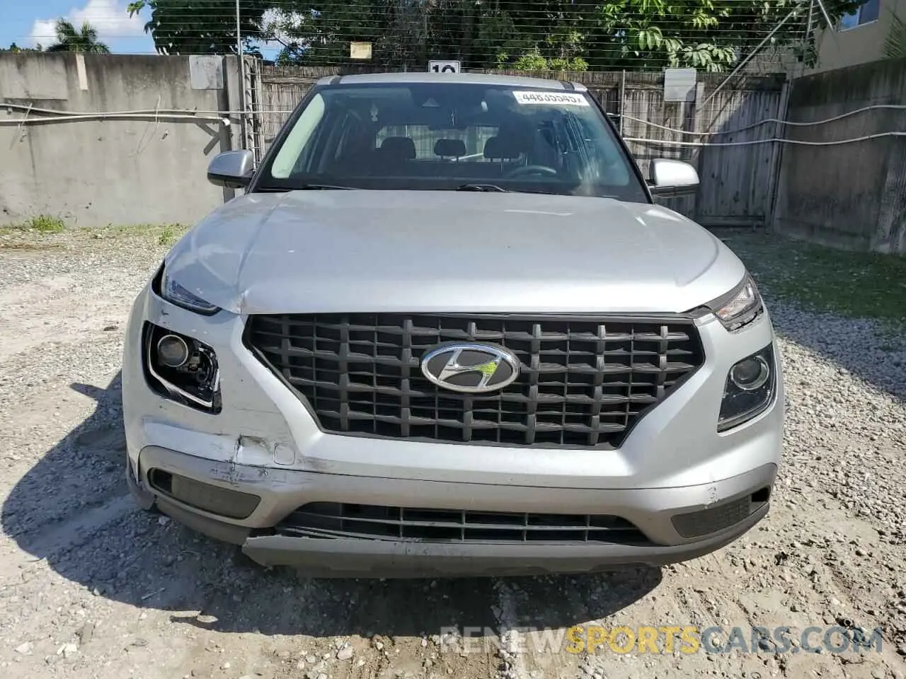 5 fotografías del automóvil dañado KMHRB8A31MU073803 HYUNDAI VENUE 2021