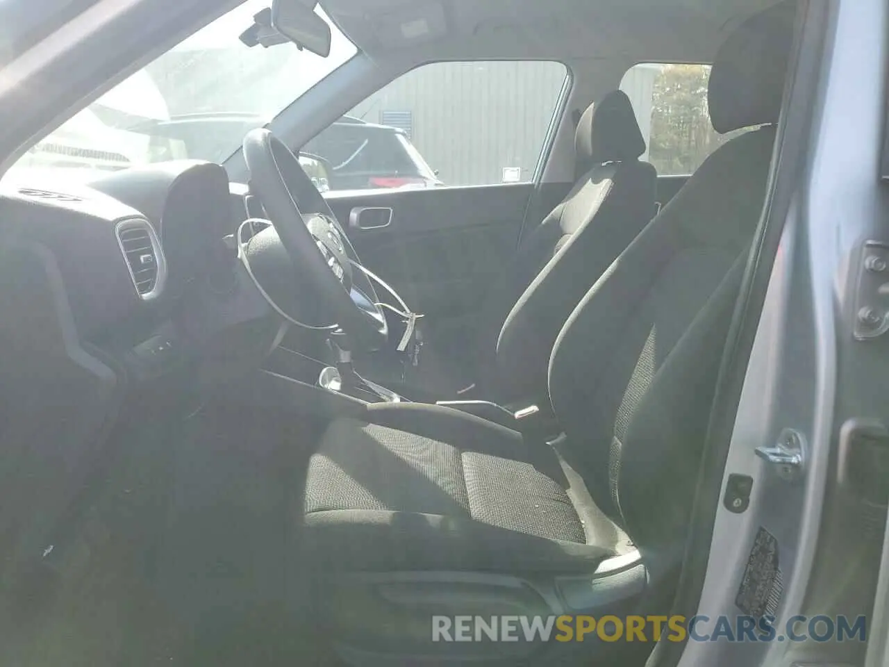 7 fotografías del automóvil dañado KMHRB8A33MU068036 HYUNDAI VENUE 2021