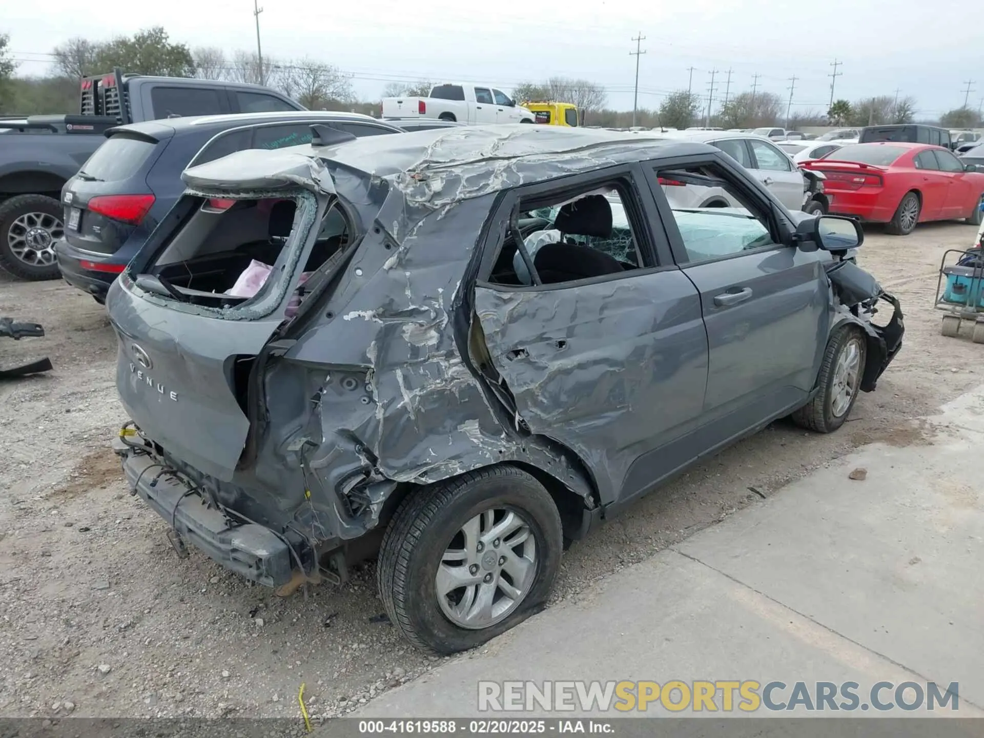 4 fotografías del automóvil dañado KMHRB8A39MU068865 HYUNDAI VENUE 2021