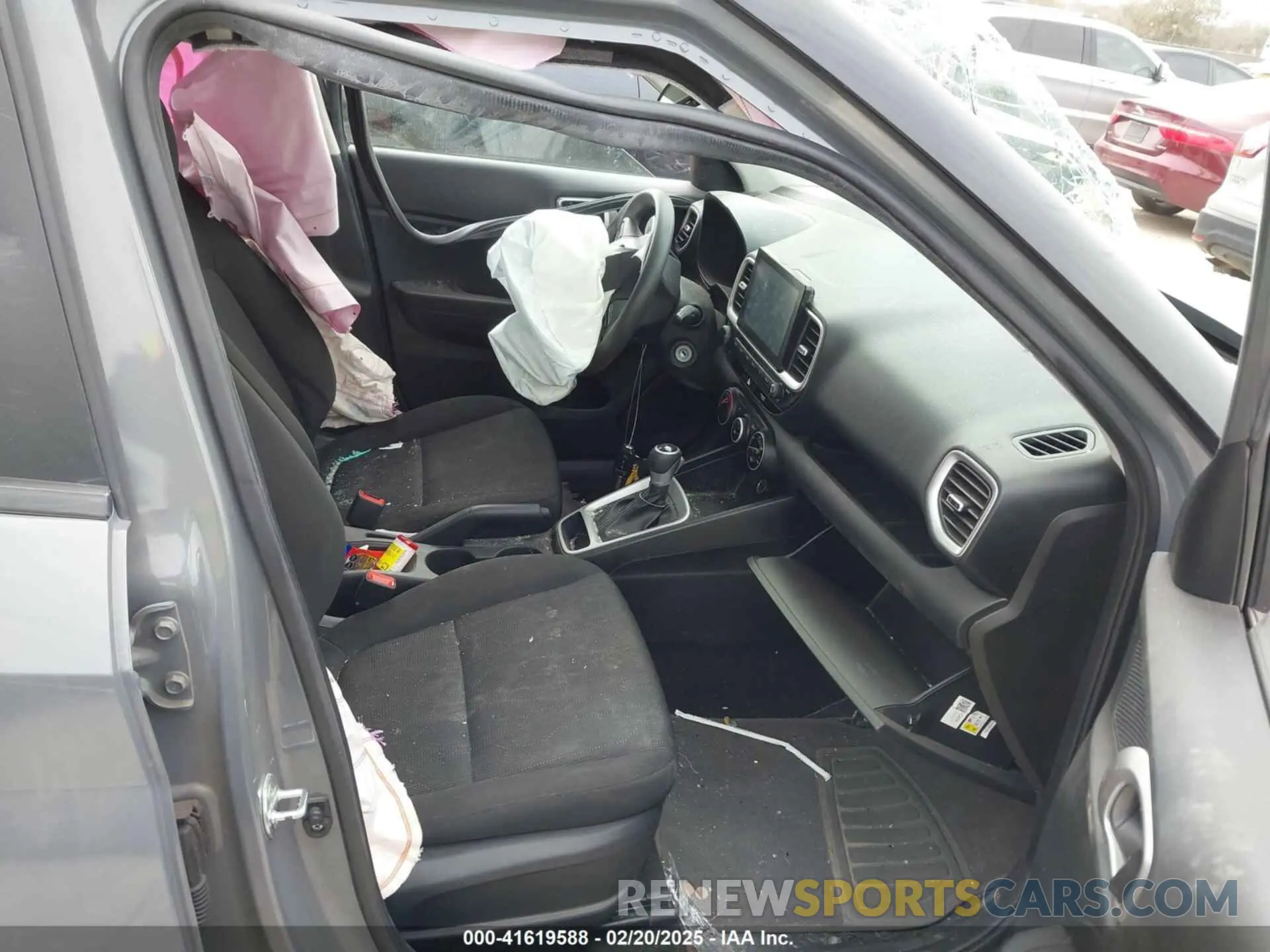 5 fotografías del automóvil dañado KMHRB8A39MU068865 HYUNDAI VENUE 2021