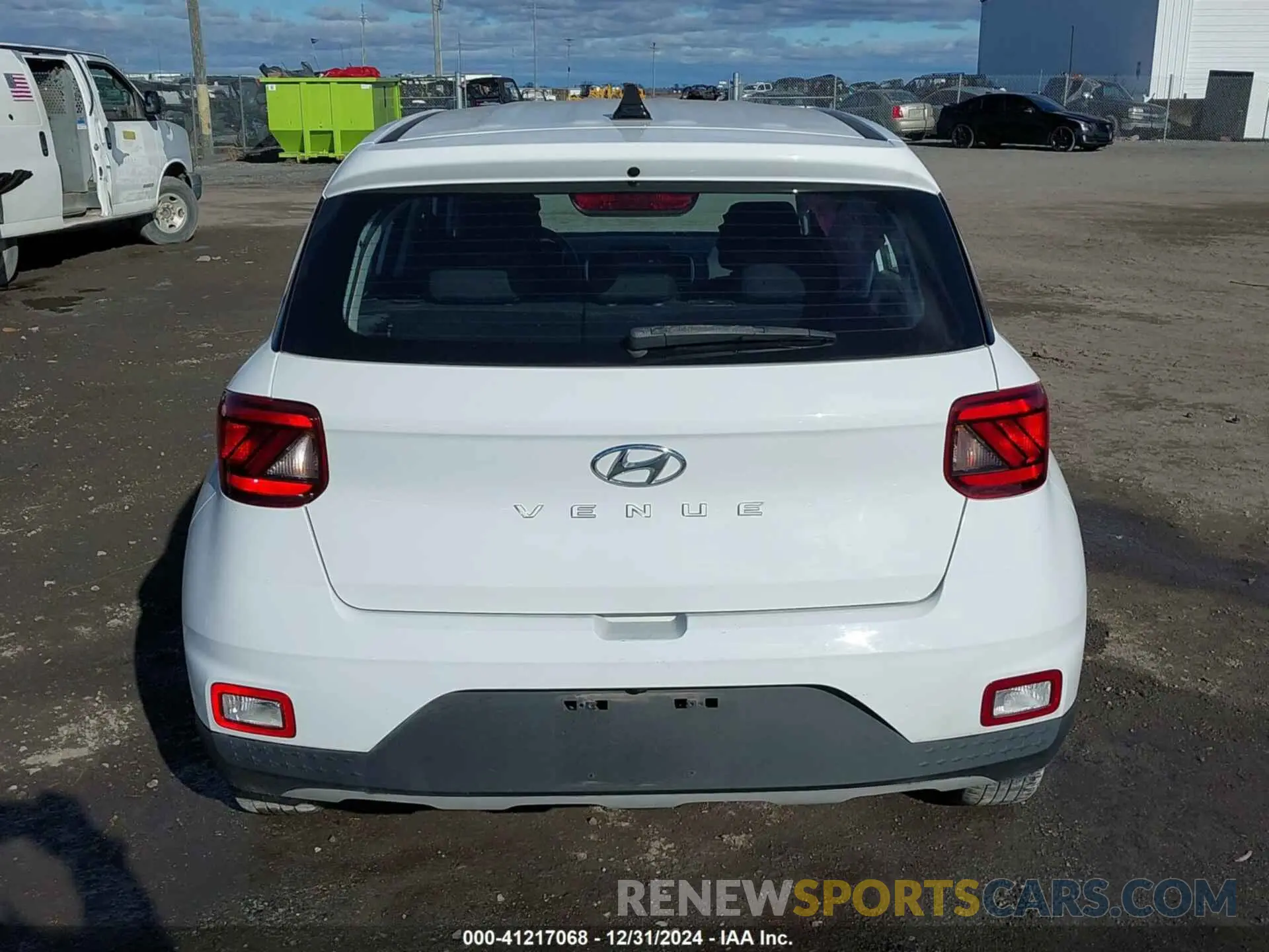 17 fotografías del automóvil dañado KMHRB8A3XMU076716 HYUNDAI VENUE 2021