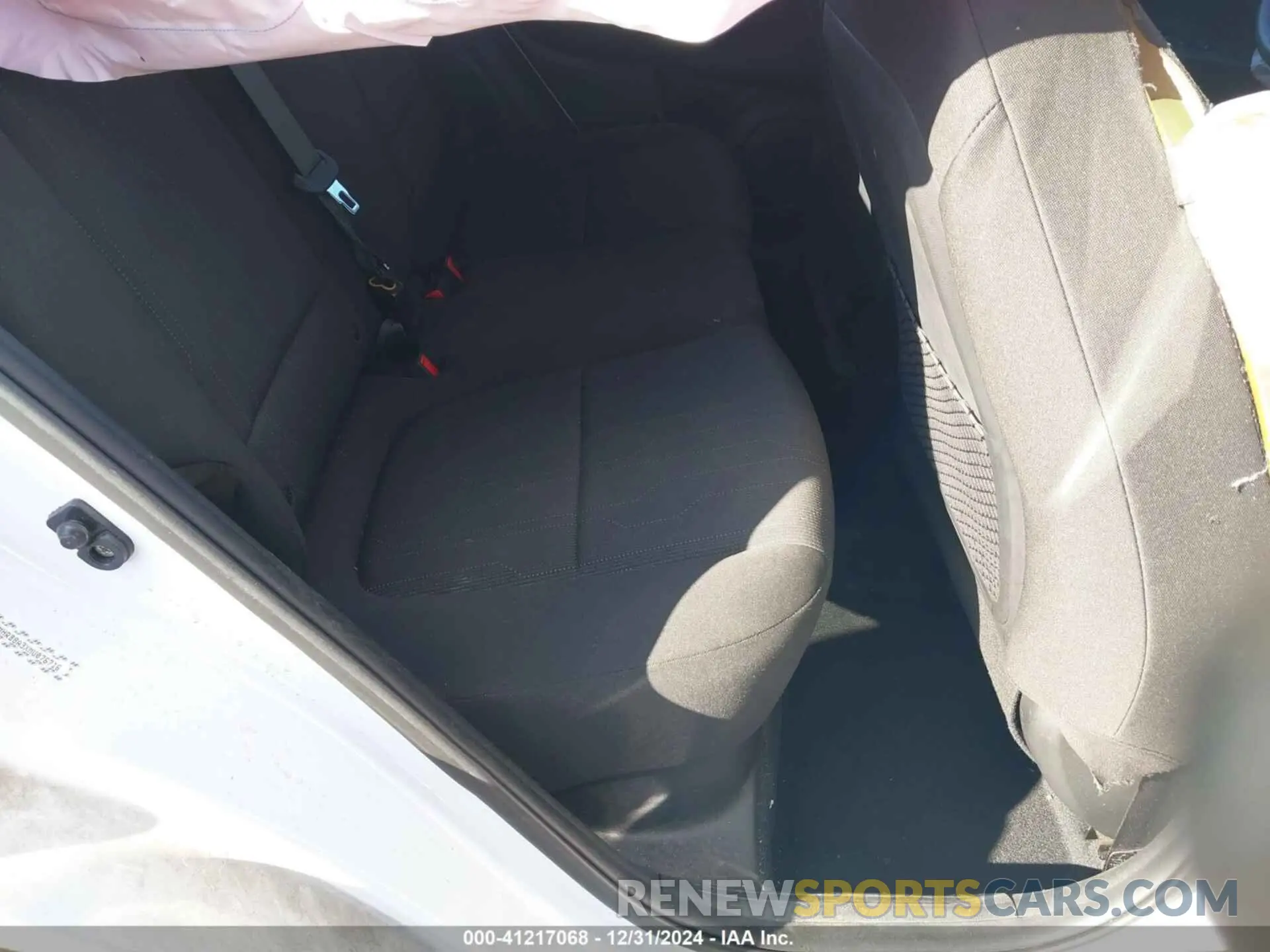 8 fotografías del automóvil dañado KMHRB8A3XMU076716 HYUNDAI VENUE 2021