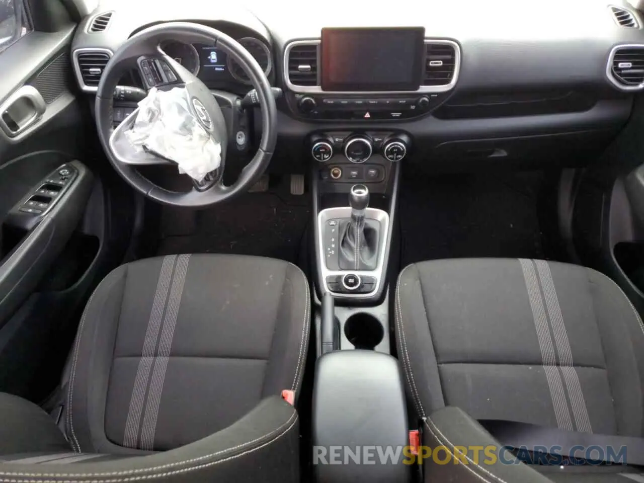 8 fotografías del automóvil dañado KMHRC8A32MU073158 HYUNDAI VENUE 2021