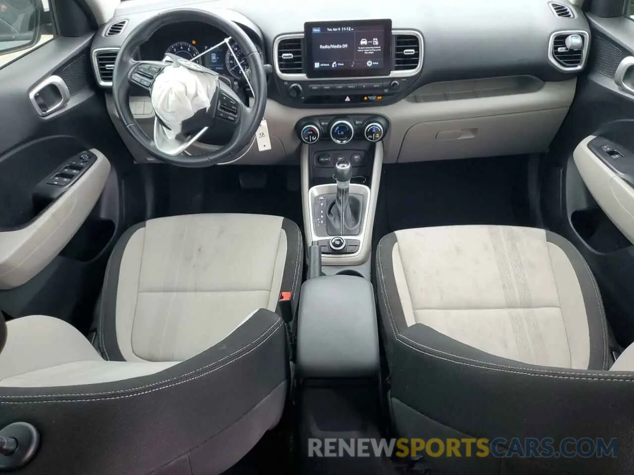 8 fotografías del automóvil dañado KMHRC8A32MU086198 HYUNDAI VENUE 2021