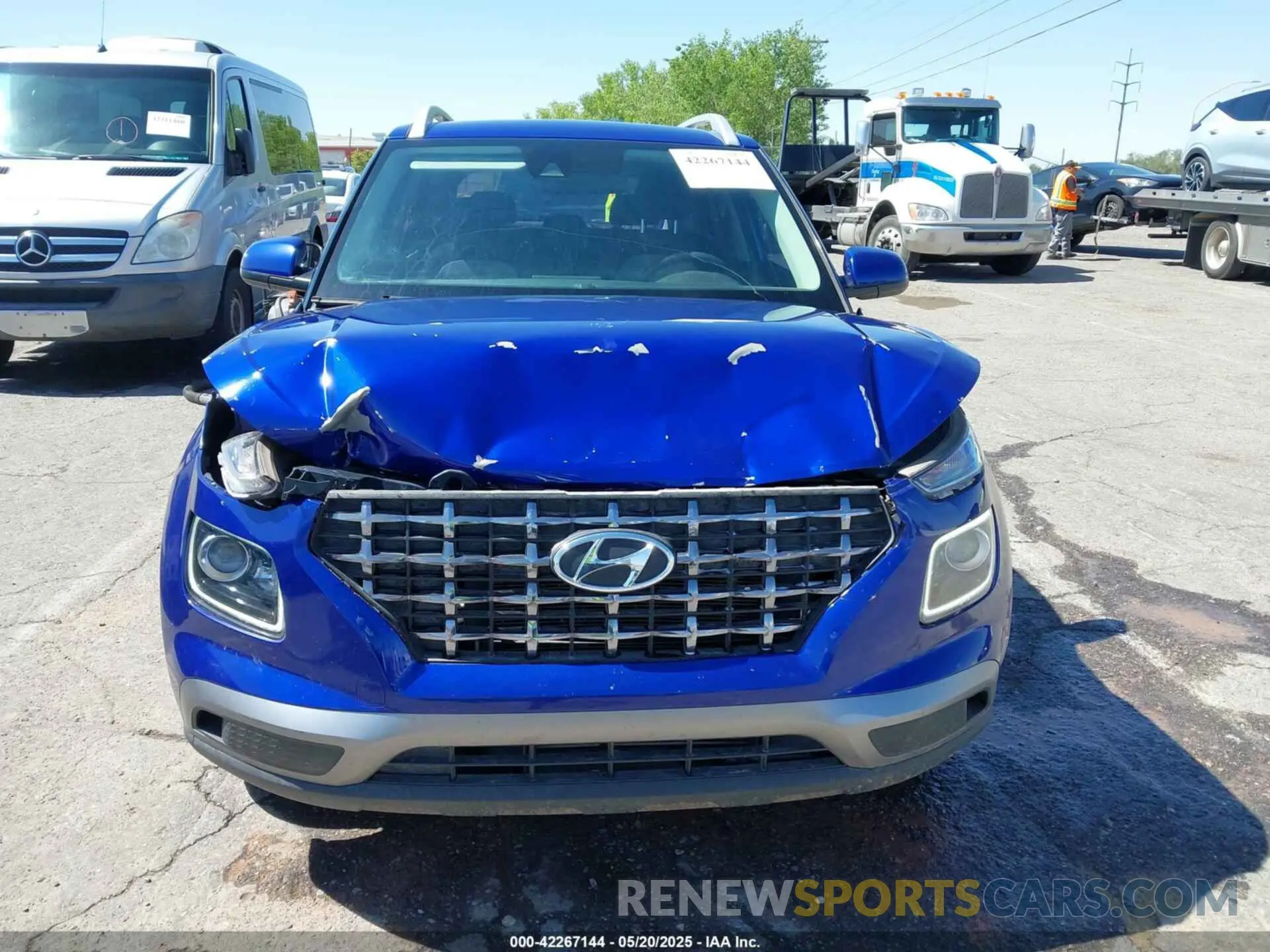 12 fotografías del automóvil dañado KMHRC8A33MU118933 HYUNDAI VENUE 2021
