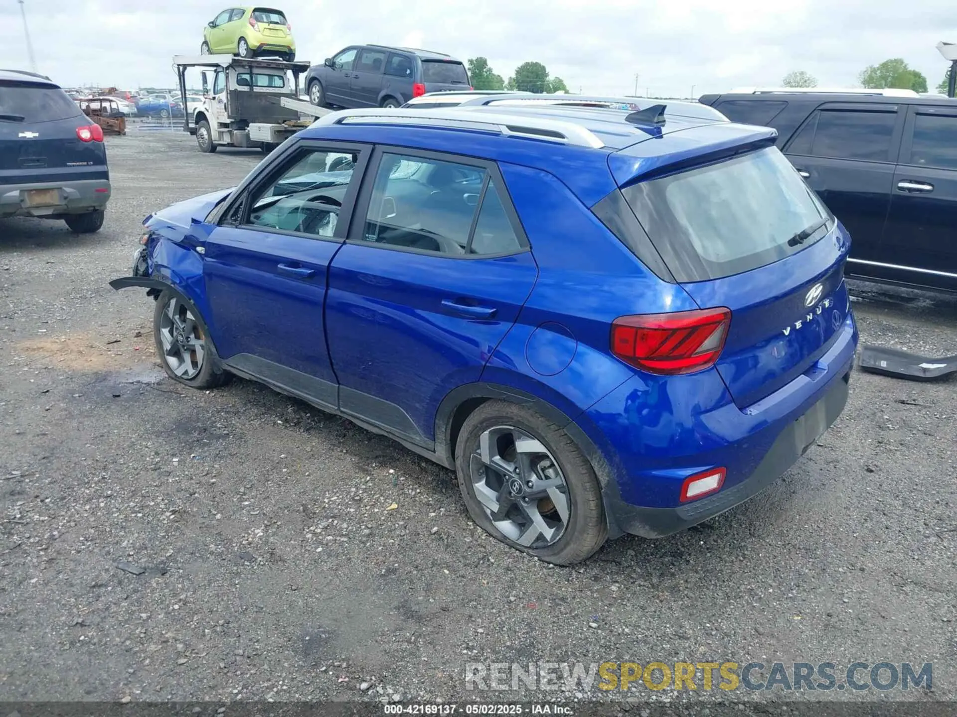 3 fotografías del automóvil dañado KMHRC8A34MU071346 HYUNDAI VENUE 2021