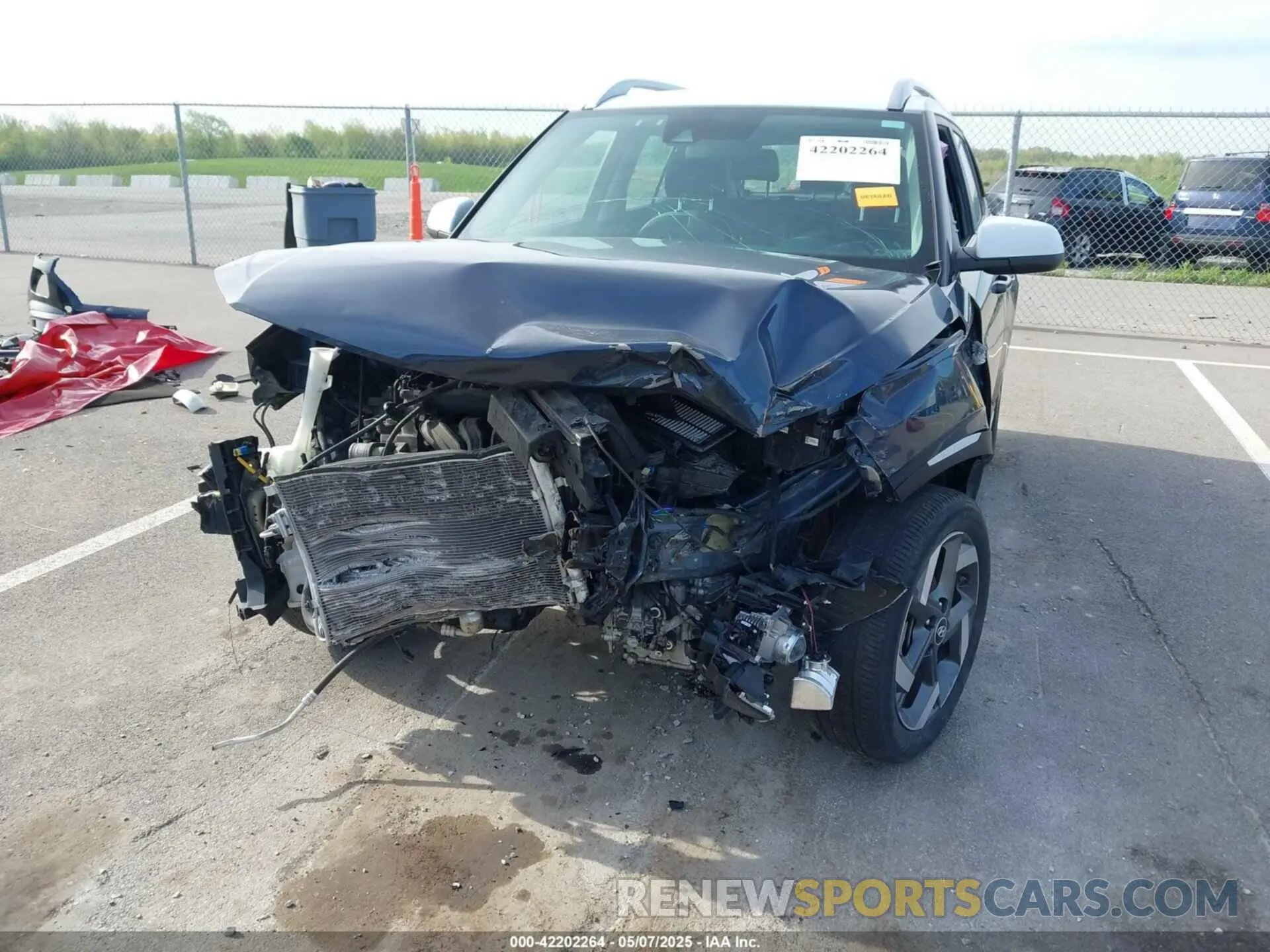 6 fotografías del automóvil dañado KMHRC8A37MU092272 HYUNDAI VENUE 2021