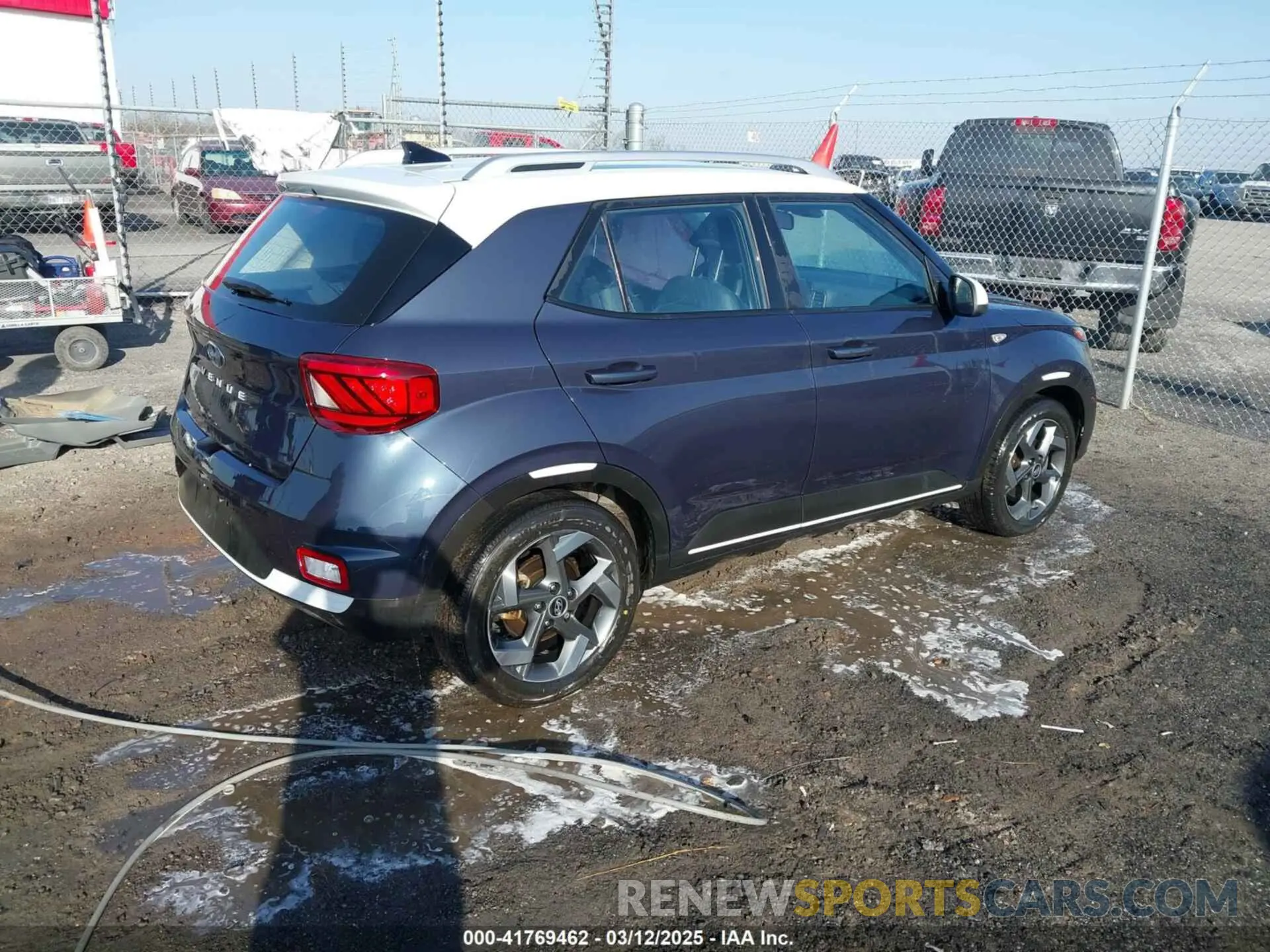 4 fotografías del automóvil dañado KMHRC8A39MU082116 HYUNDAI VENUE 2021