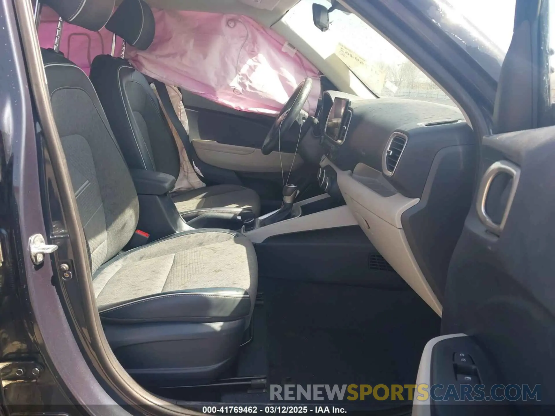 5 fotografías del automóvil dañado KMHRC8A39MU082116 HYUNDAI VENUE 2021